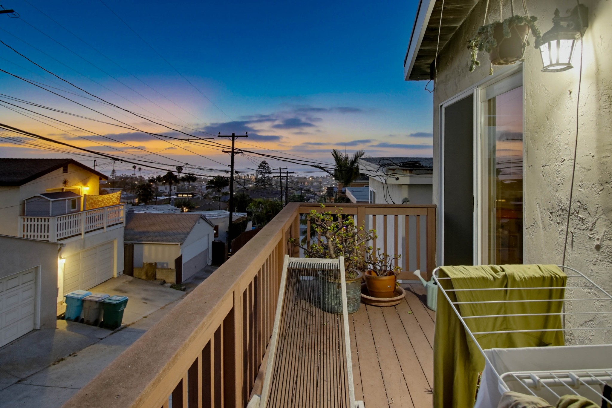 Virtual tour photo 33 of 61 for 4565 Narragansett Ave