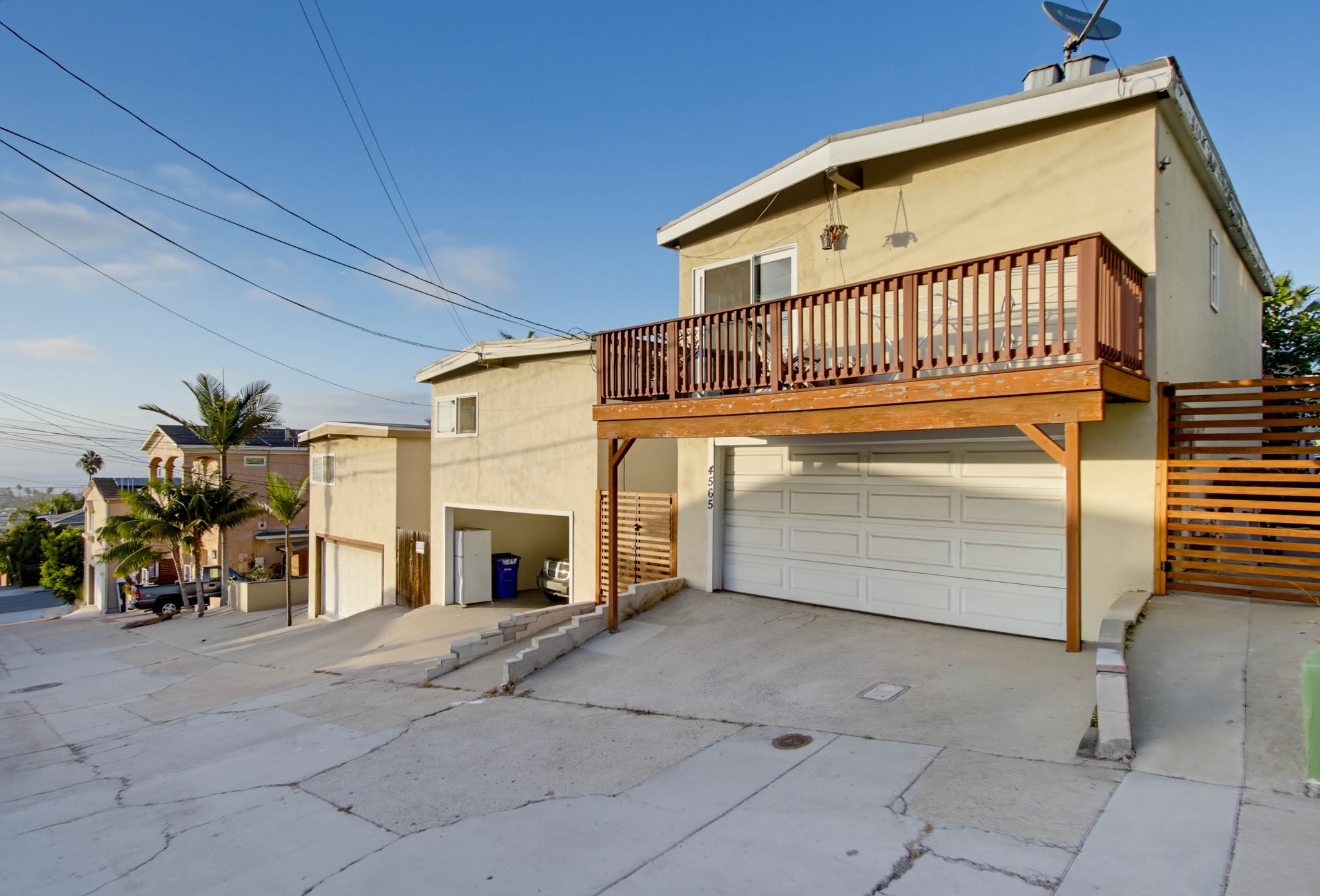 Virtual tour photo 43 of 61 for 4565 Narragansett Ave