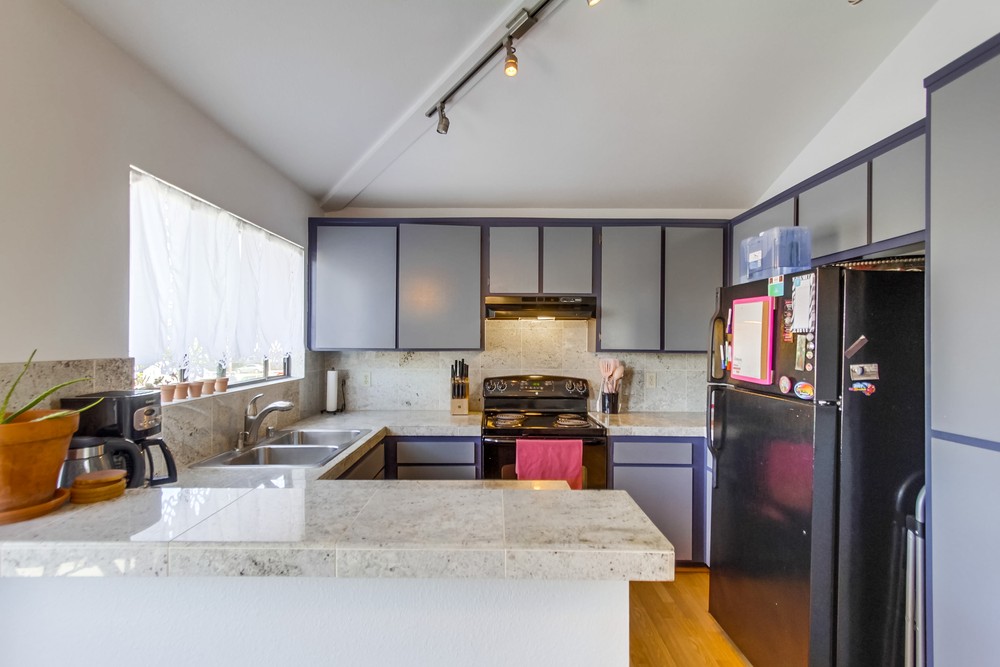 Virtual tour photo 17 of 37 for 4569 Hamilton St #4