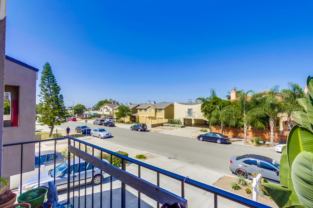 Virtual tour photo 23 of 37 for 4569 Hamilton St #4