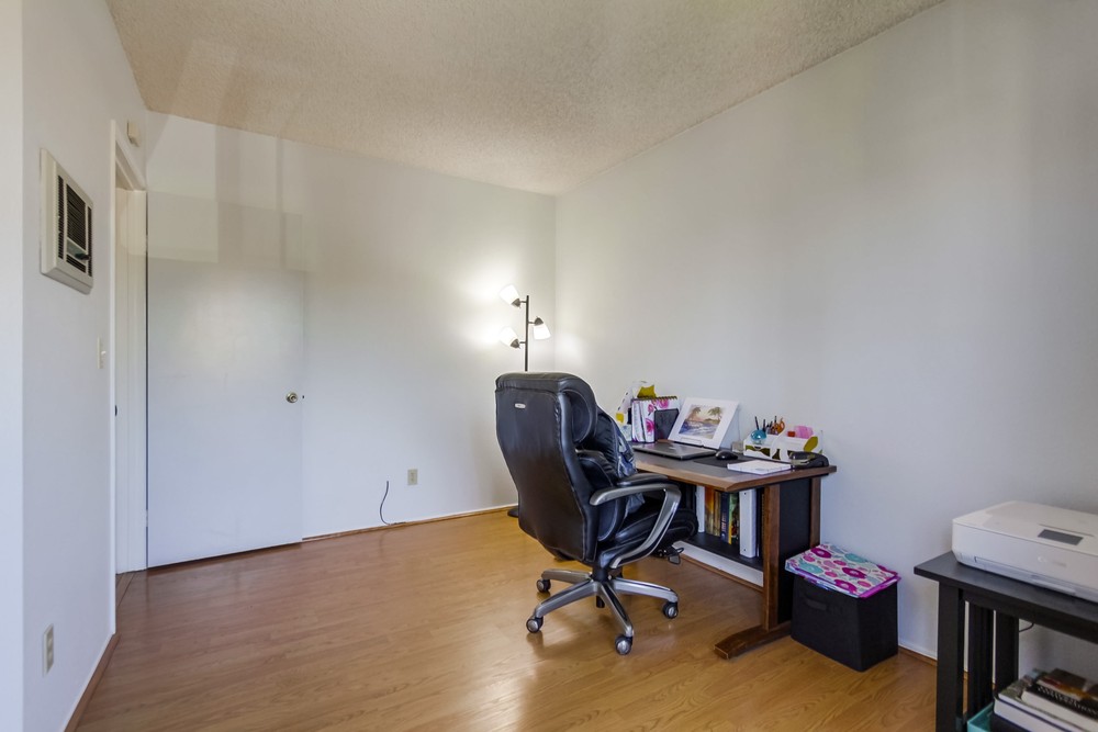 Virtual tour photo 27 of 37 for 4569 Hamilton St #4