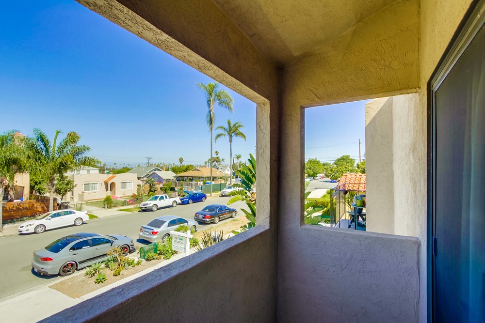 Virtual tour photo 30 of 37 for 4569 Hamilton St #4