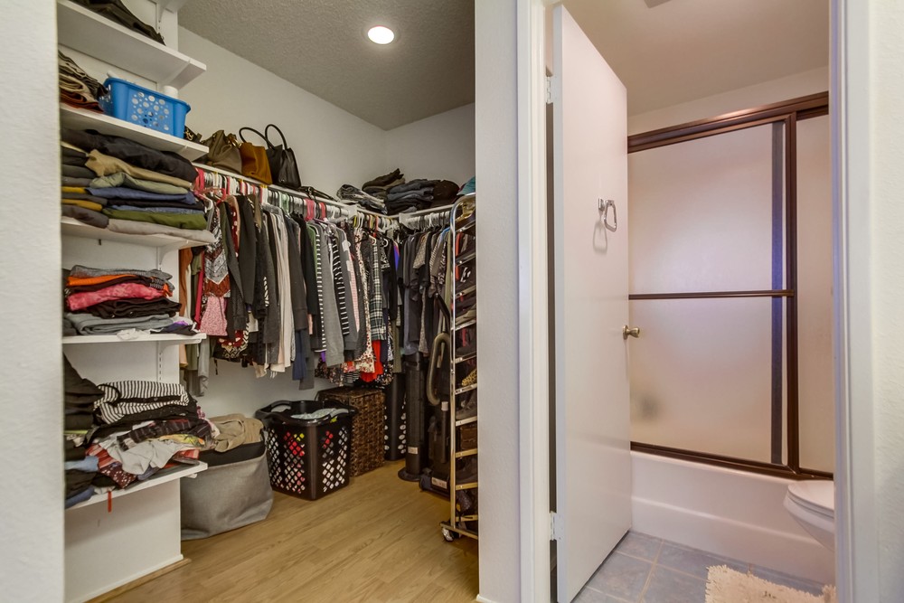 Virtual tour photo 35 of 37 for 4569 Hamilton St #4