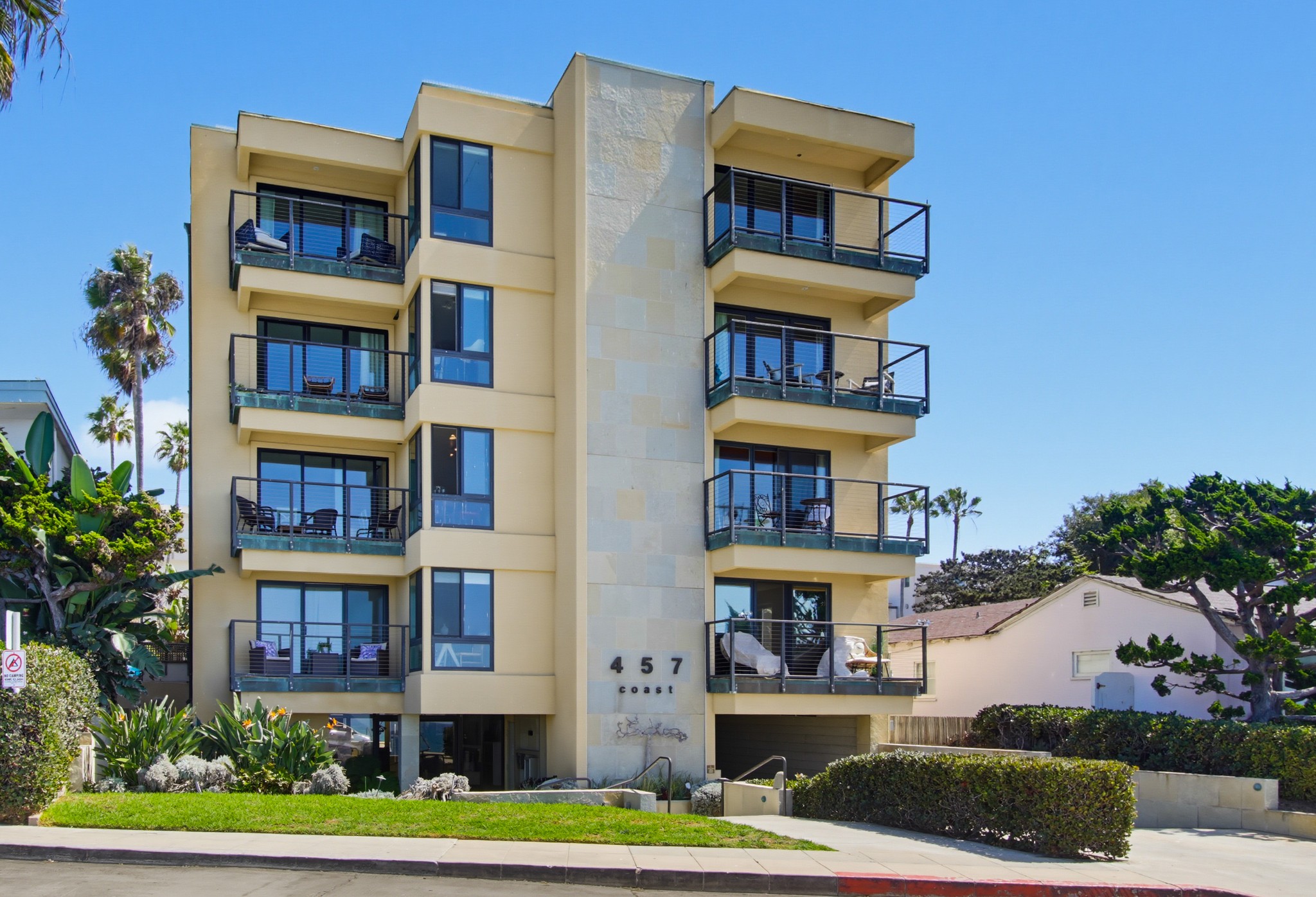 Virtual tour photo 1 of 87 for 457 Coast S Blvd Unit 302