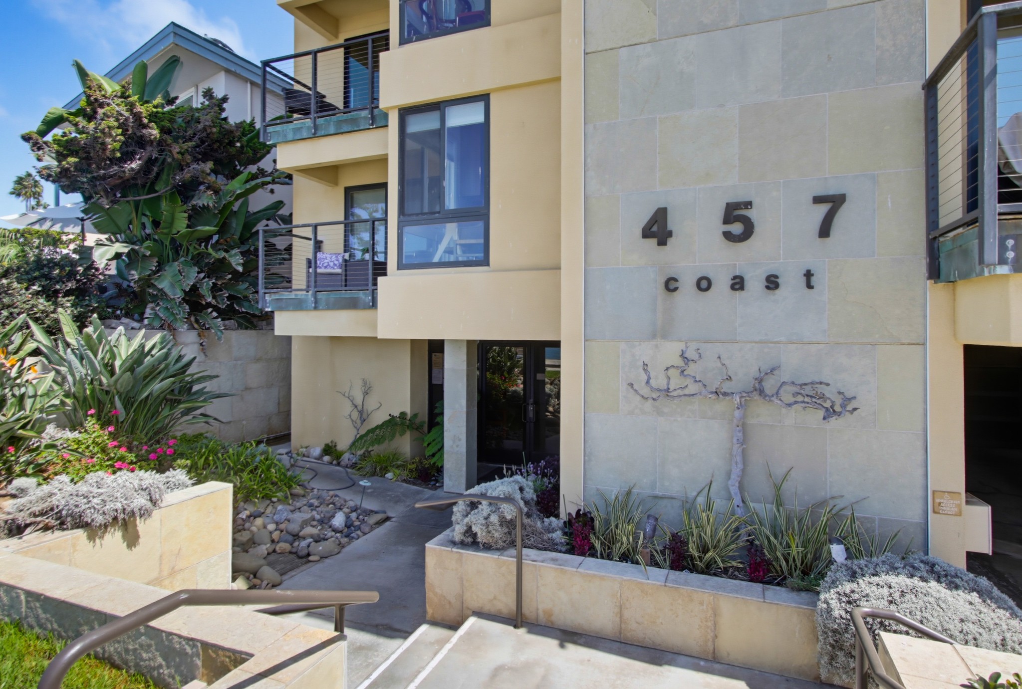 Virtual tour photo 5 of 87 for 457 Coast S Blvd Unit 302
