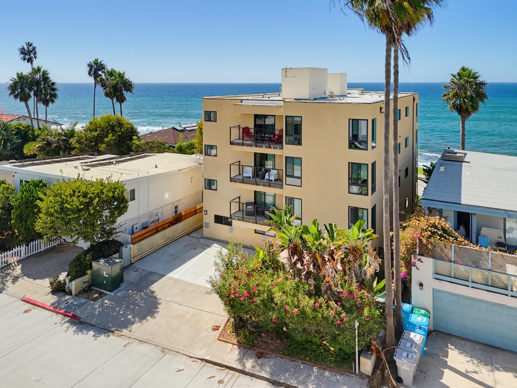 Virtual tour photo 51 of 87 for 457 Coast S Blvd Unit 302