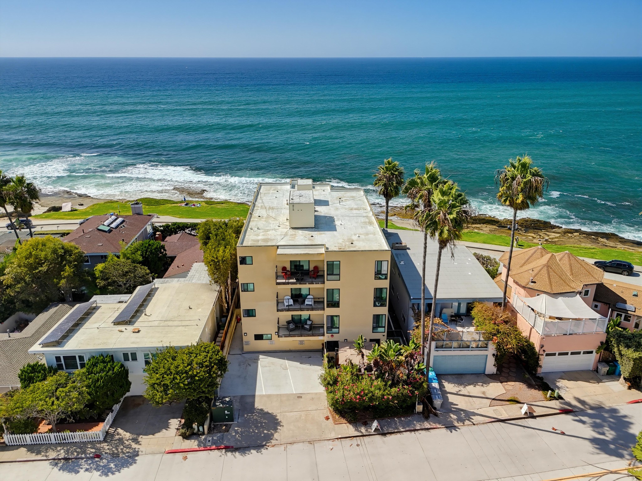 Virtual tour photo 57 of 87 for 457 Coast S Blvd Unit 302