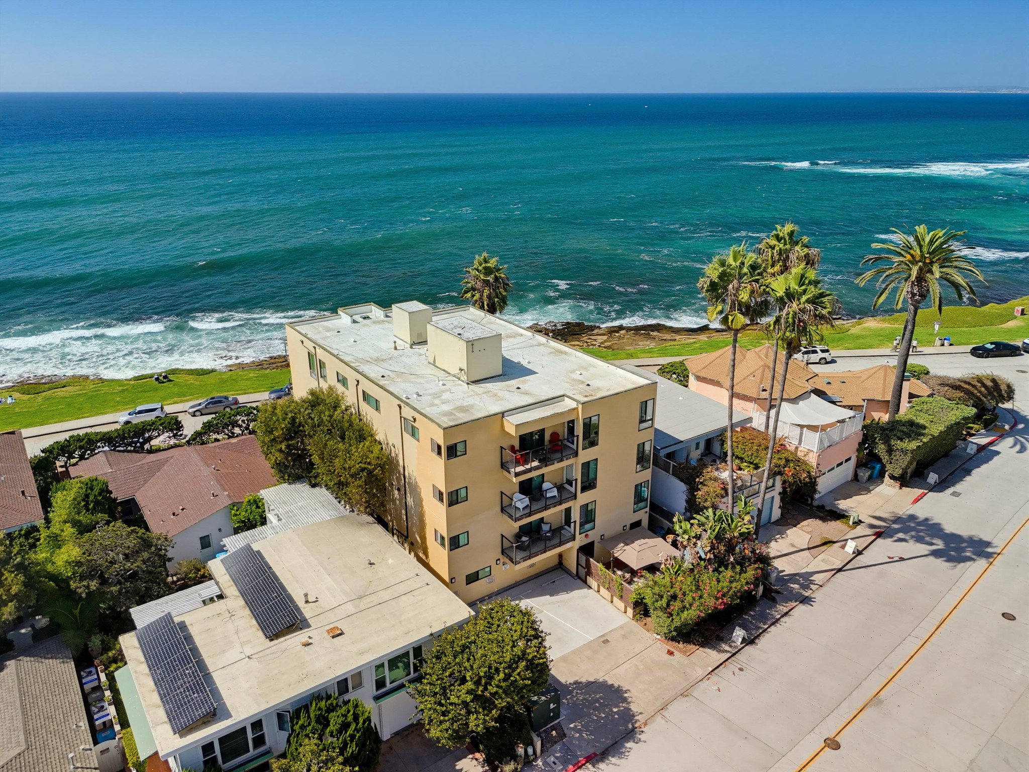 Virtual tour photo 58 of 87 for 457 Coast S Blvd Unit 302