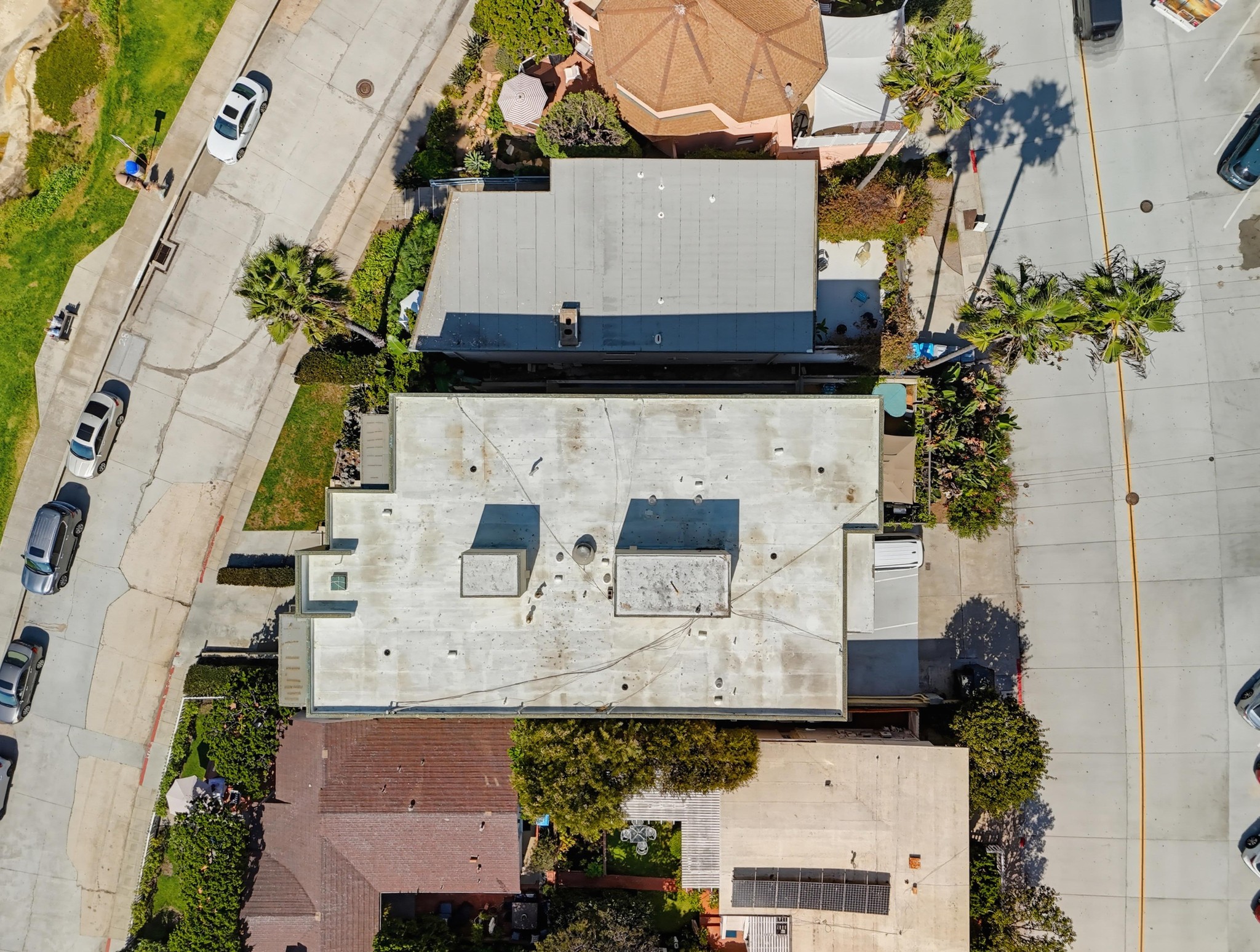 Virtual tour photo 62 of 87 for 457 Coast S Blvd Unit 302