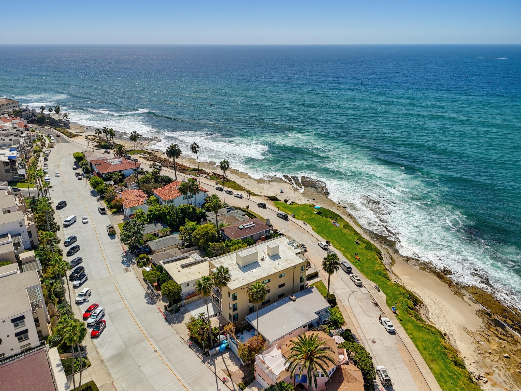 Virtual tour photo 78 of 87 for 457 Coast S Blvd Unit 302