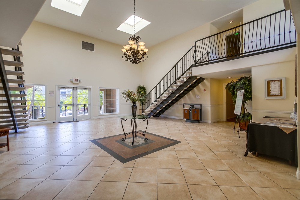 Virtual tour photo 7 of 45 for 4570 54th St #109