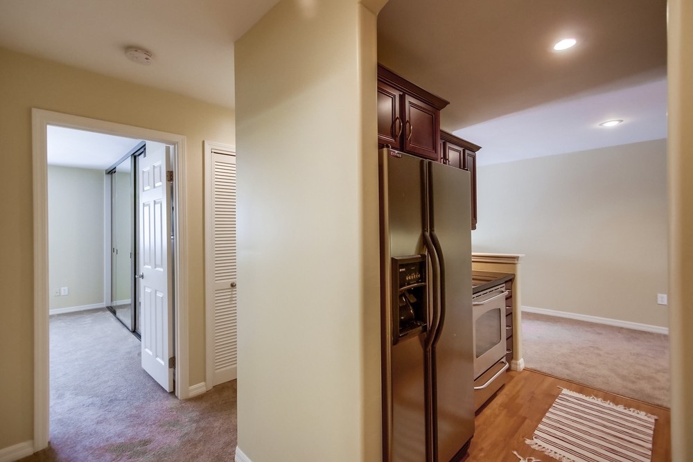 Virtual tour photo 9 of 45 for 4570 54th St #109