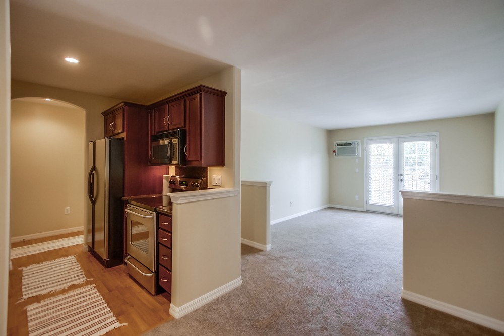 Virtual tour photo 18 of 45 for 4570 54th St #109