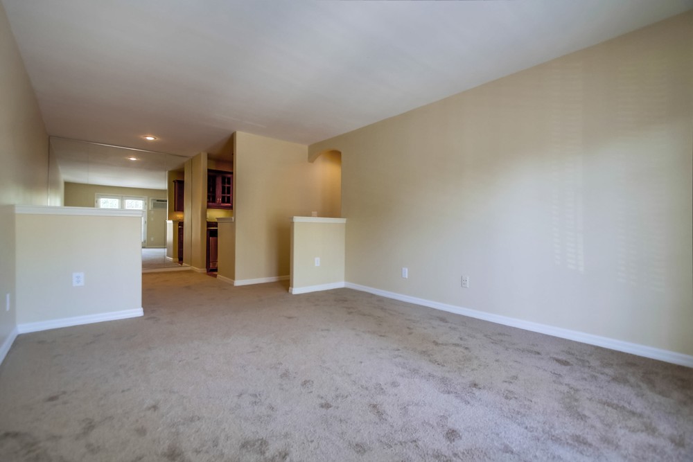 Virtual tour photo 23 of 45 for 4570 54th St #109