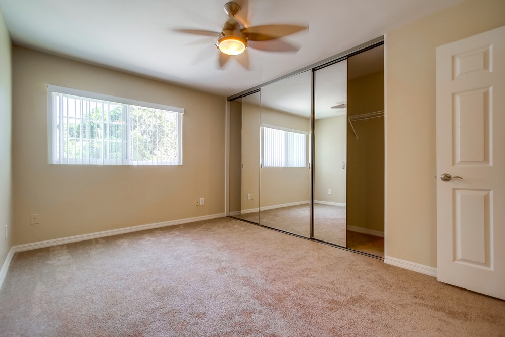 Virtual tour photo 27 of 45 for 4570 54th St #109