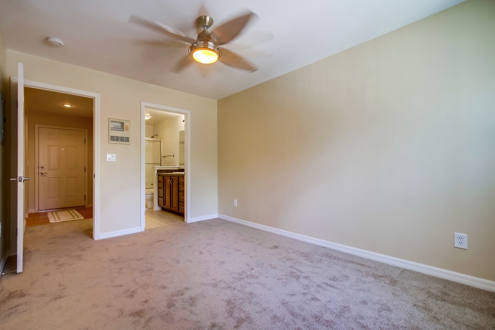 Virtual tour photo 28 of 45 for 4570 54th St #109