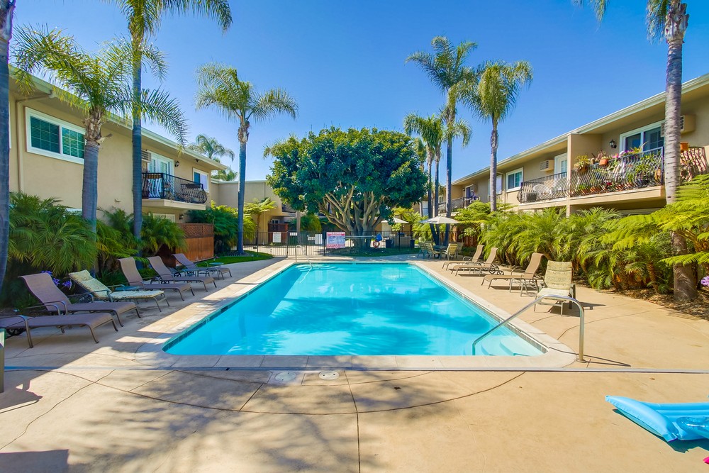 Virtual tour photo 37 of 45 for 4570 54th St #109