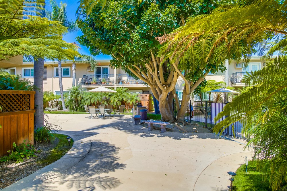 Virtual tour photo 41 of 45 for 4570 54th St #109