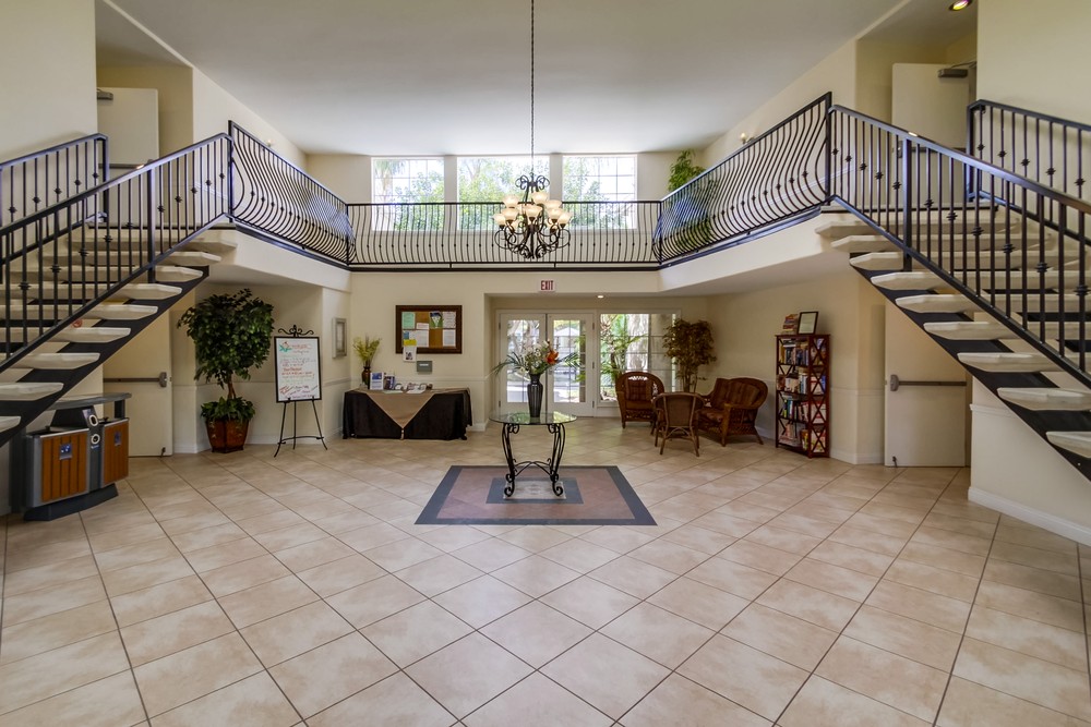 Virtual tour photo 4 of 41 for 4570 54th St #114