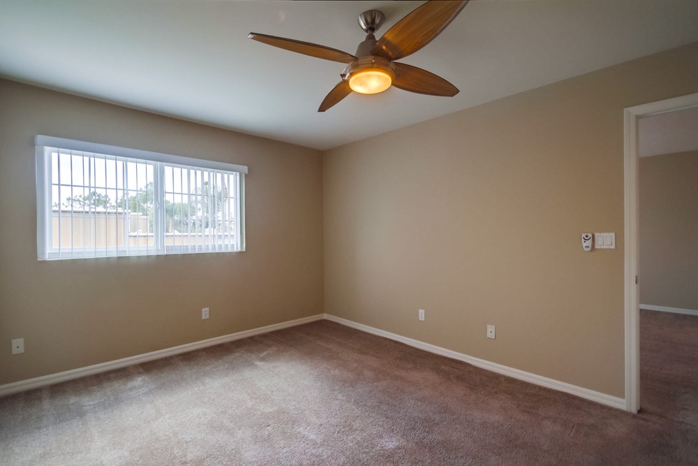 Virtual tour photo 23 of 41 for 4570 54th St #114