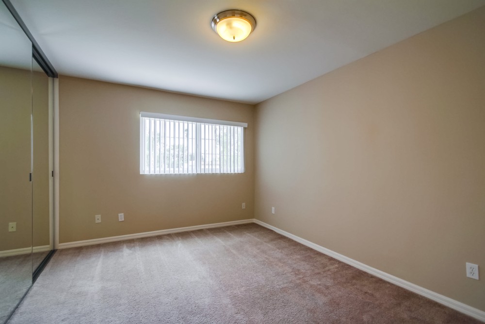 Virtual tour photo 28 of 41 for 4570 54th St #114