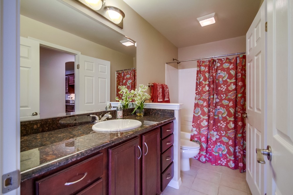 Virtual tour photo 32 of 41 for 4570 54th St #114