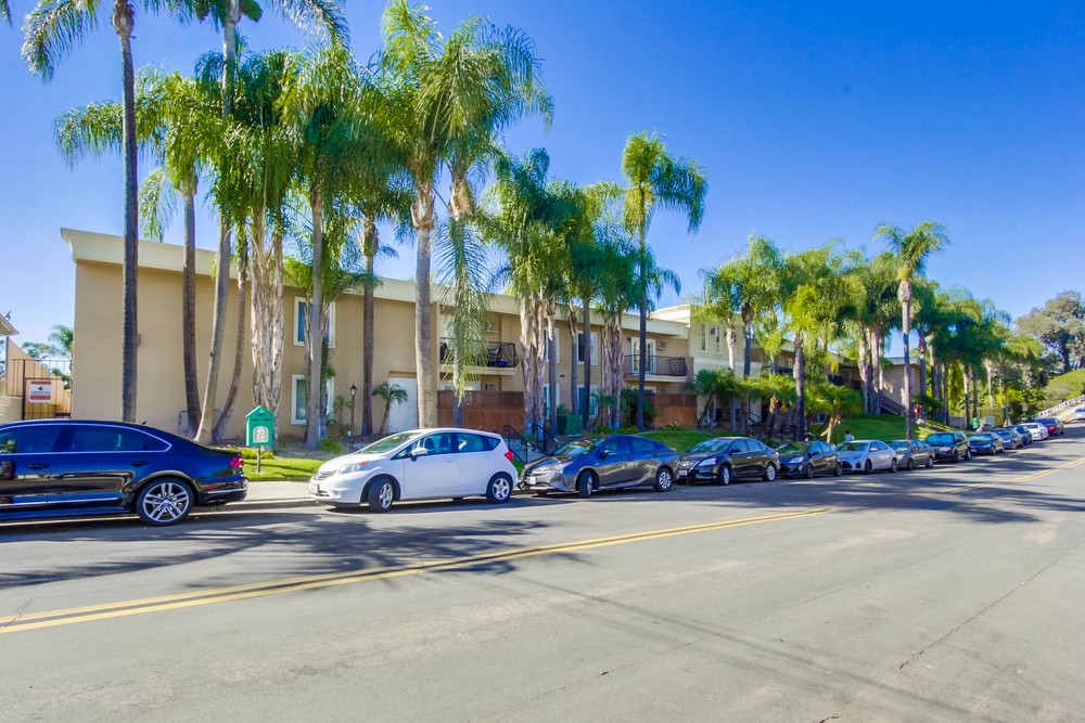 Virtual tour photo 1 of 41 for 4570 54th St UNIT 208