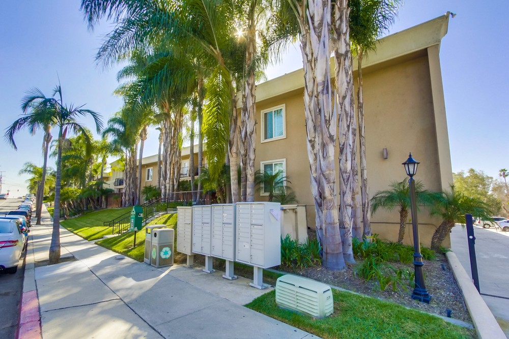 Virtual tour photo 5 of 41 for 4570 54th St UNIT 208