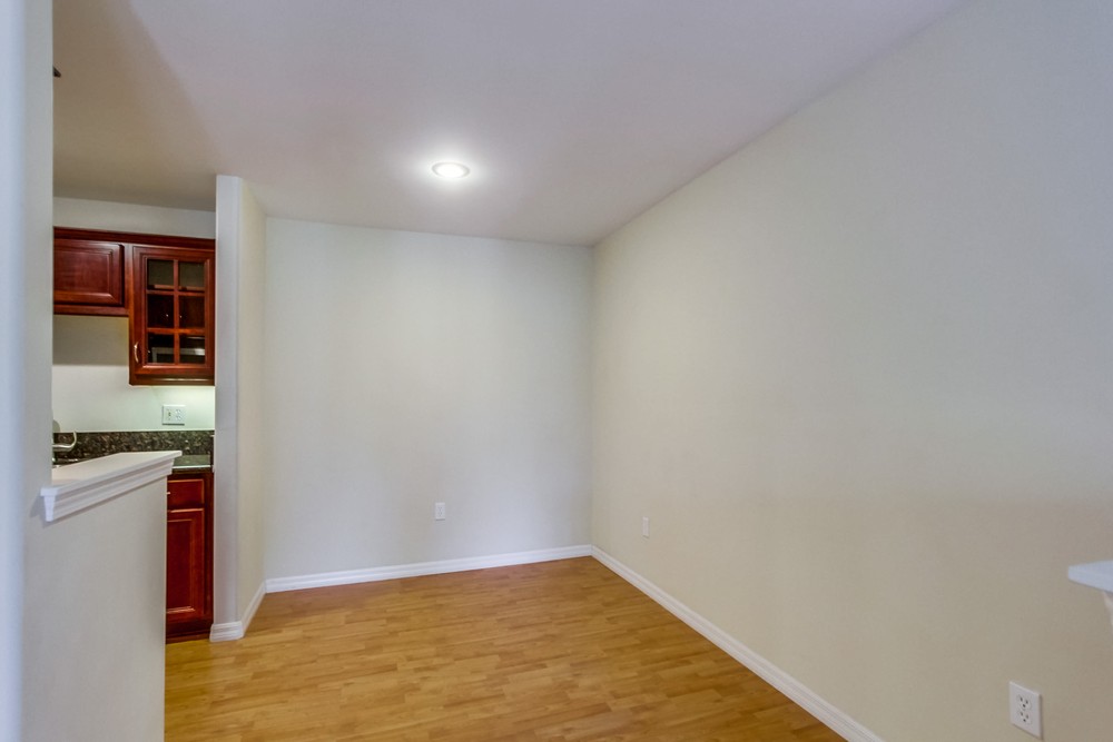 Virtual tour photo 17 of 41 for 4570 54th St UNIT 208