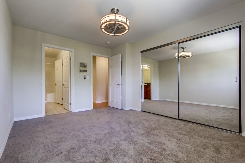 Virtual tour photo 27 of 41 for 4570 54th St UNIT 208