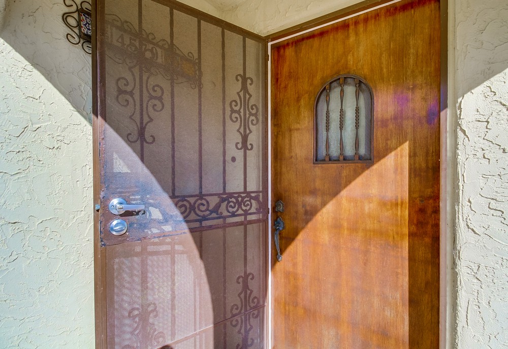Virtual tour photo 9 of 53 for 4570 Highland Ave