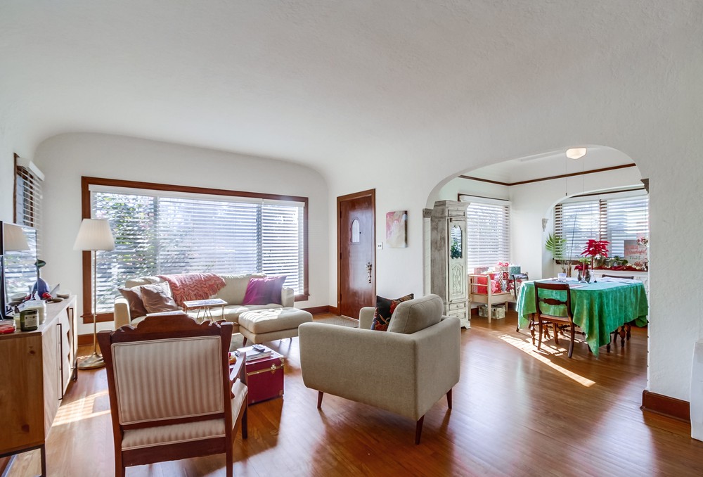 Virtual tour photo 14 of 53 for 4570 Highland Ave