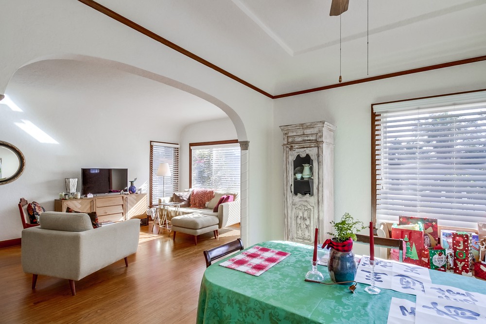 Virtual tour photo 21 of 53 for 4570 Highland Ave