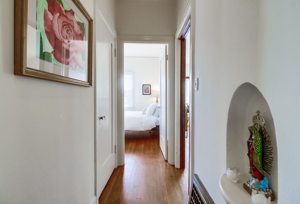 Virtual tour photo 26 of 53 for 4570 Highland Ave