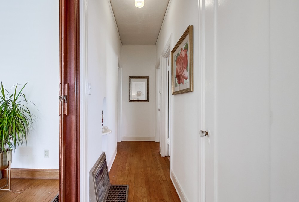 Virtual tour photo 27 of 53 for 4570 Highland Ave
