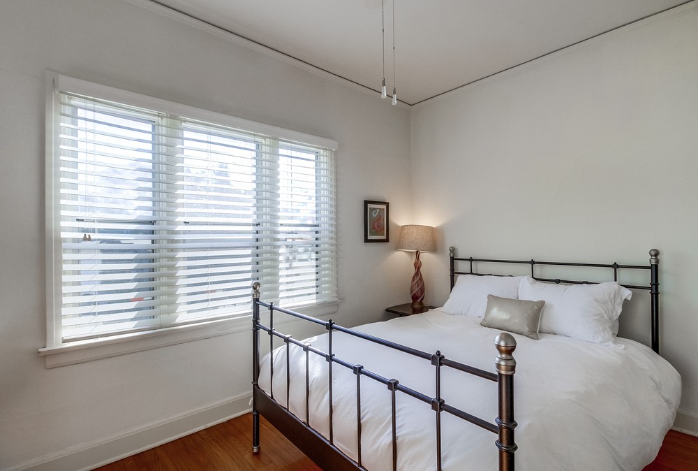 Virtual tour photo 35 of 53 for 4570 Highland Ave