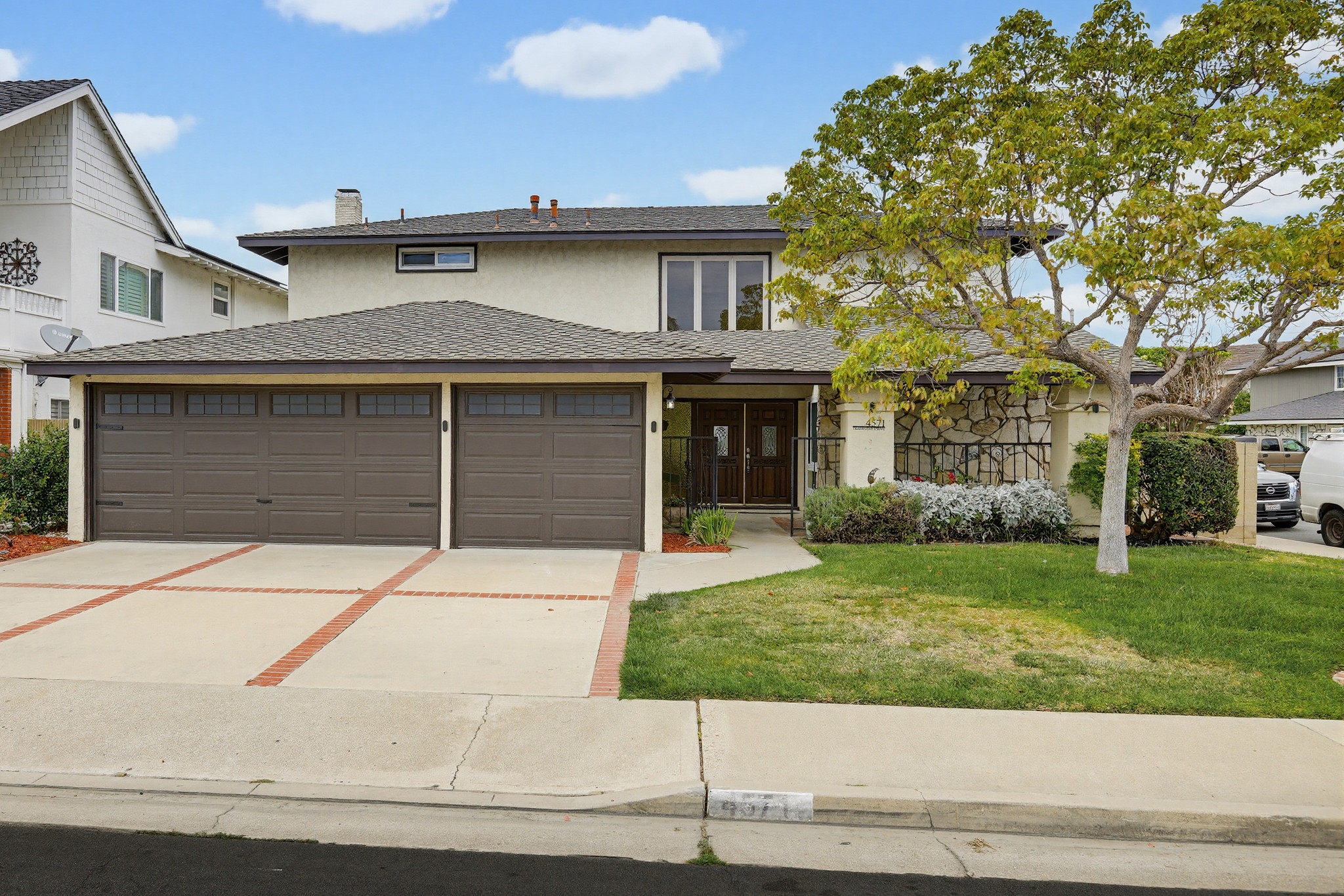 Virtual tour photo 3 of 75 for 4571 Trafalgar Dr
