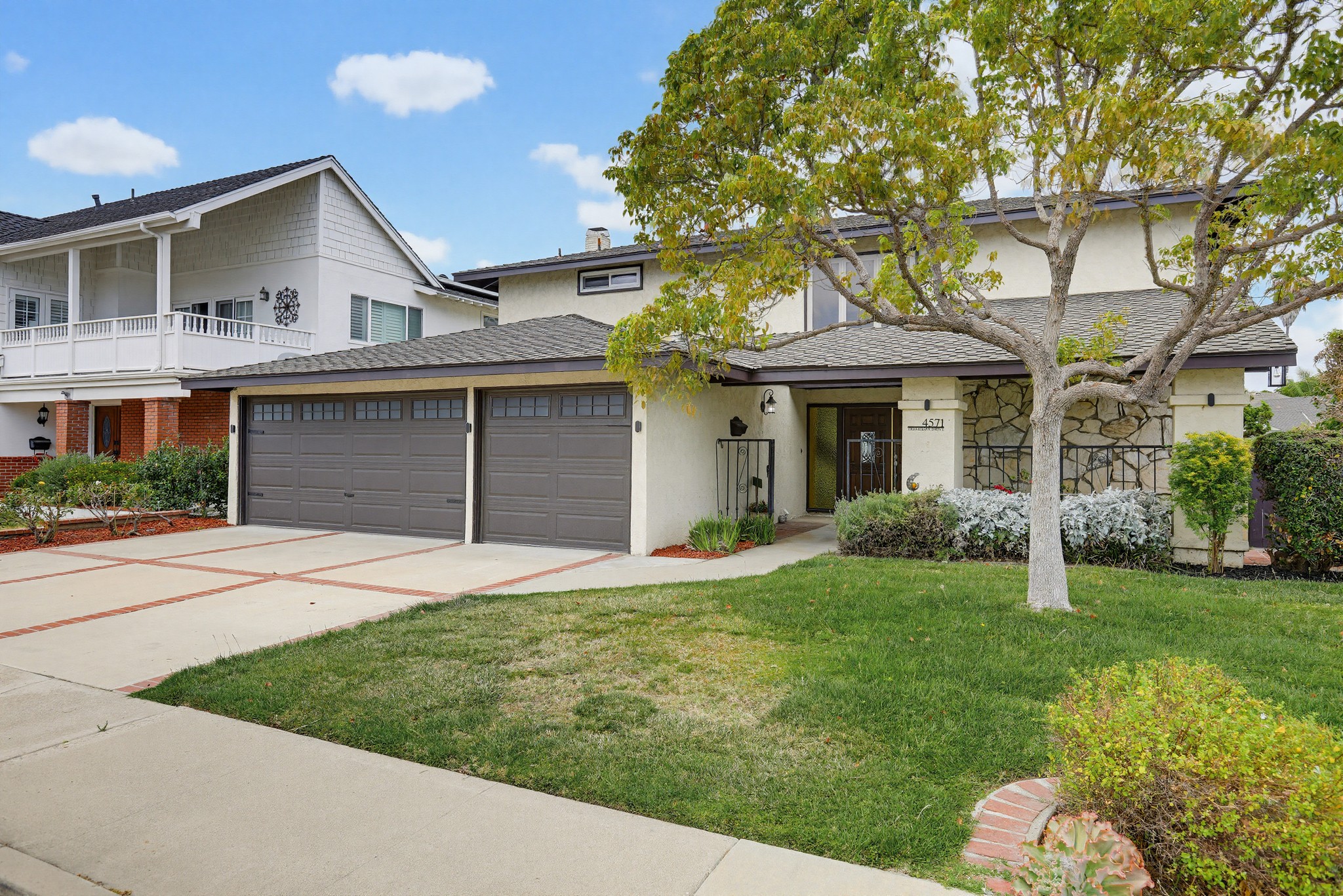 Virtual tour photo 4 of 75 for 4571 Trafalgar Dr