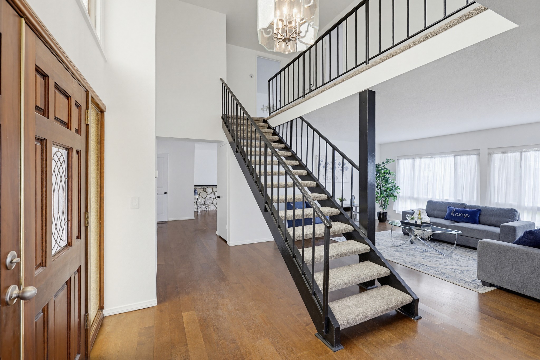 Virtual tour photo 10 of 75 for 4571 Trafalgar Dr