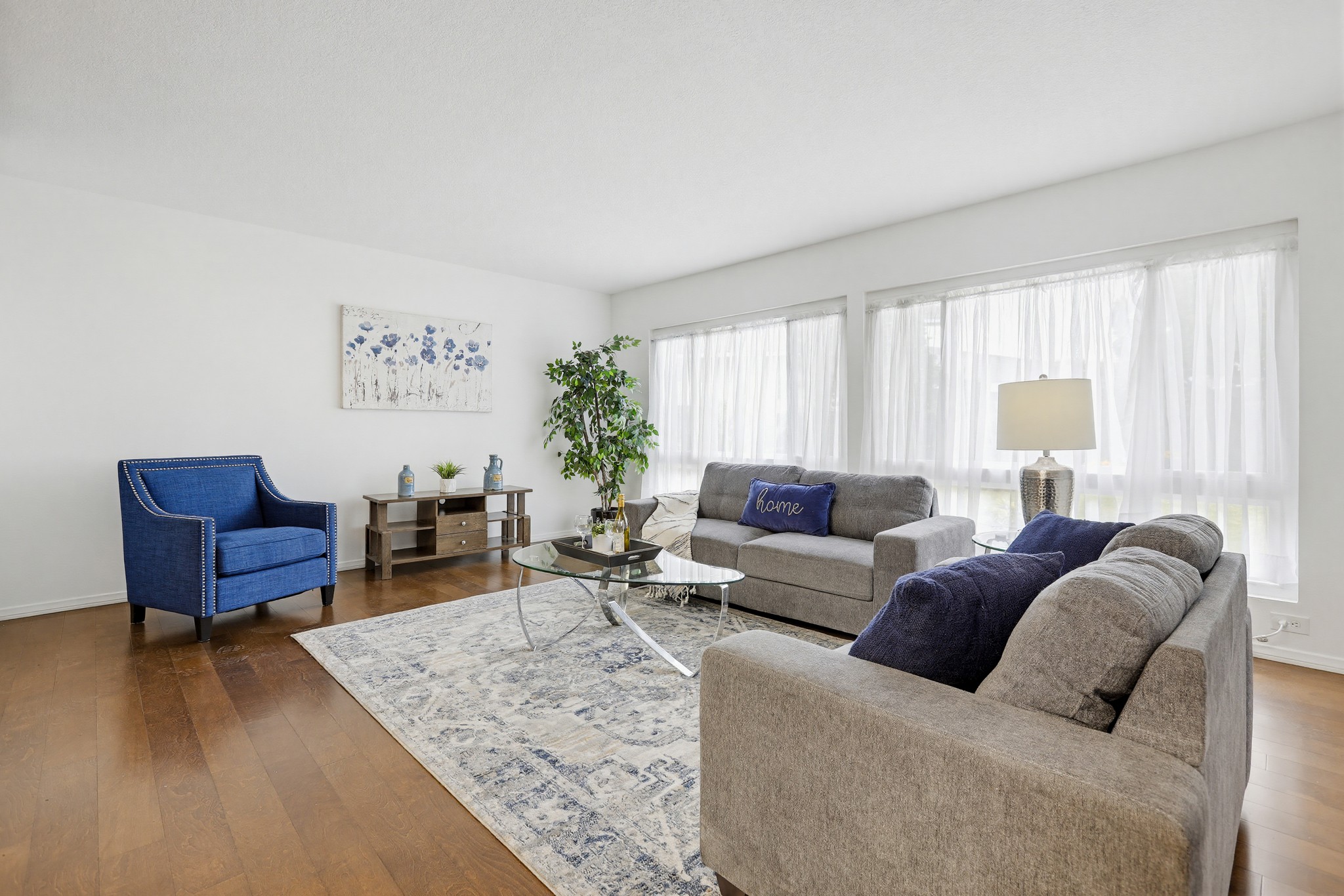 Virtual tour photo 11 of 75 for 4571 Trafalgar Dr