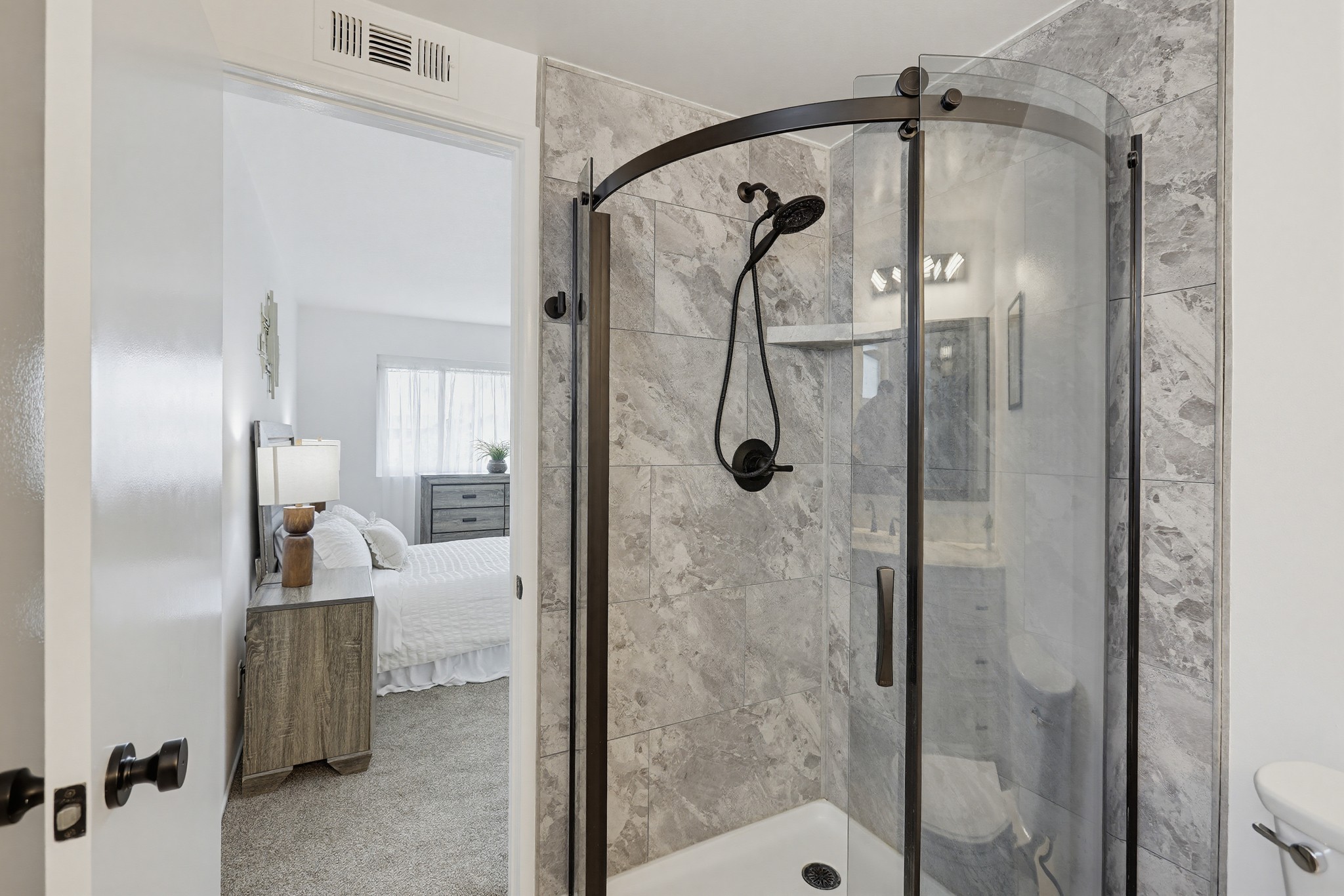 Virtual tour photo 53 of 75 for 4571 Trafalgar Dr