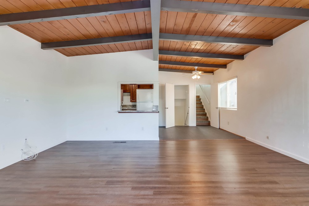 Virtual tour photo 10 of 45 for 4573 Narragansett Ave