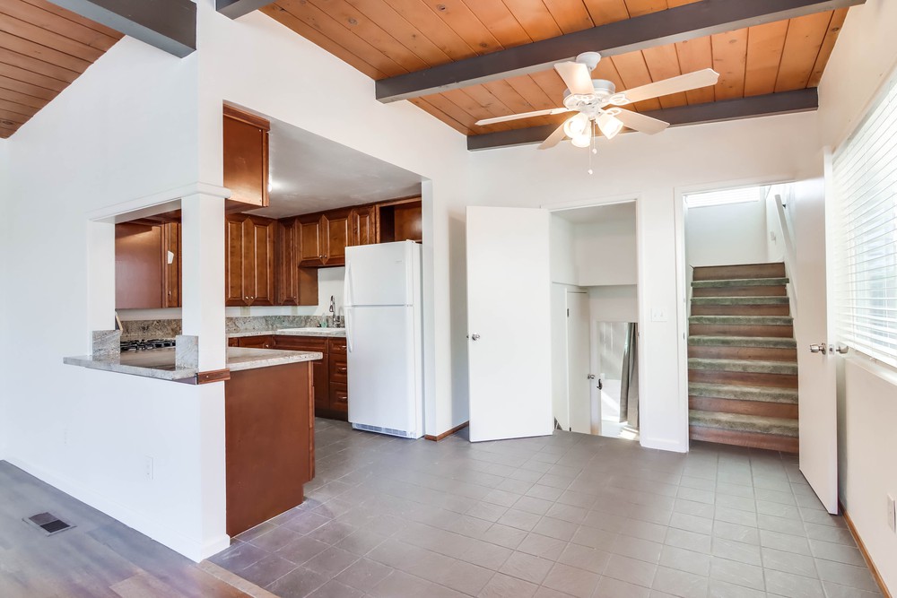 Virtual tour photo 25 of 45 for 4573 Narragansett Ave
