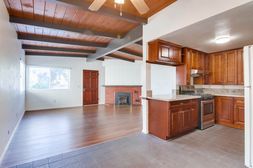 Virtual tour photo 26 of 45 for 4573 Narragansett Ave