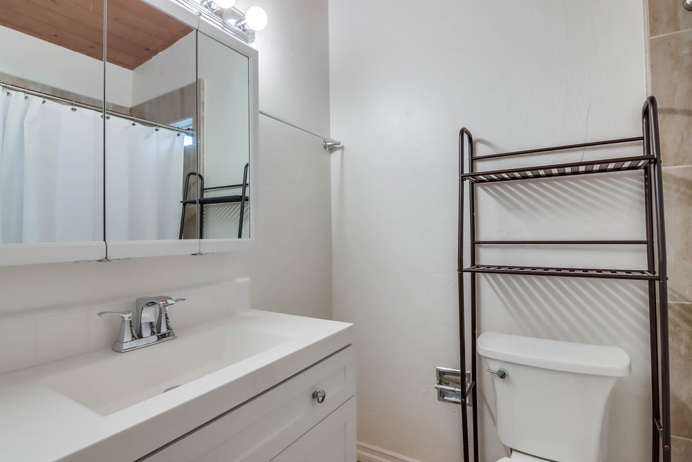 Virtual tour photo 34 of 45 for 4573 Narragansett Ave