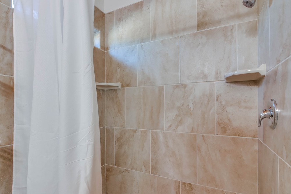 Virtual tour photo 35 of 45 for 4573 Narragansett Ave