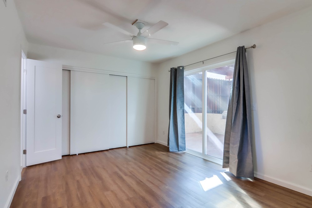 Virtual tour photo 36 of 45 for 4573 Narragansett Ave