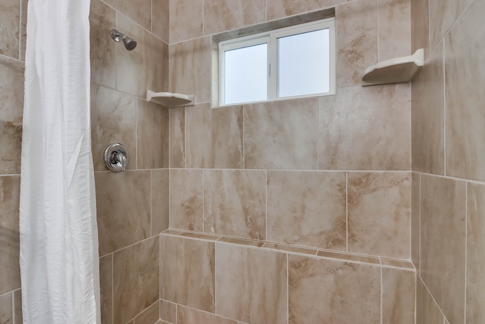 Virtual tour photo 42 of 45 for 4573 Narragansett Ave