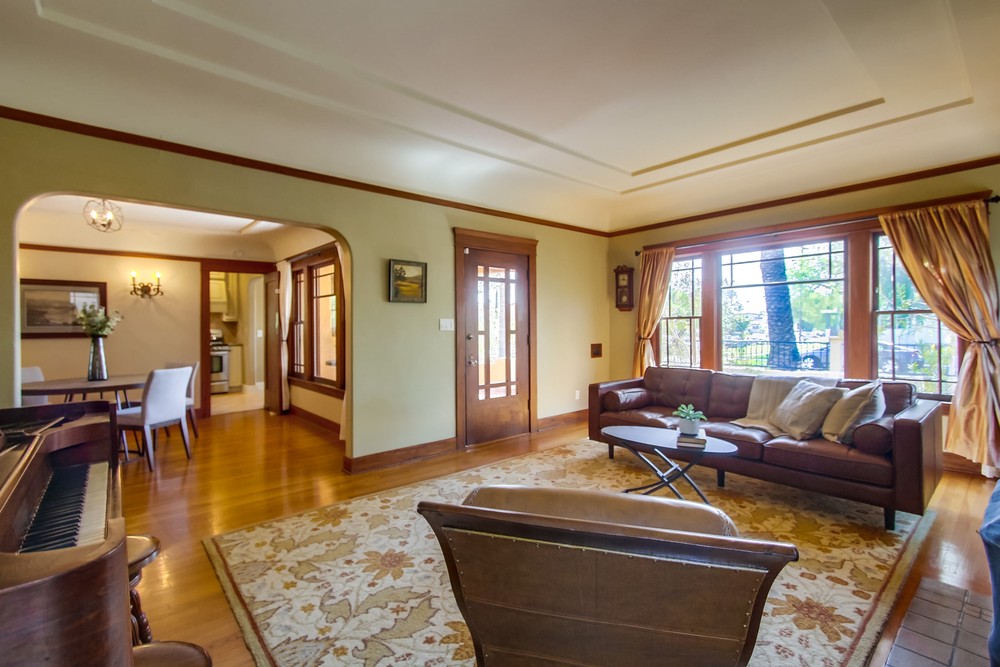 Virtual tour photo 18 of 64 for 4574 Marlborough Dr