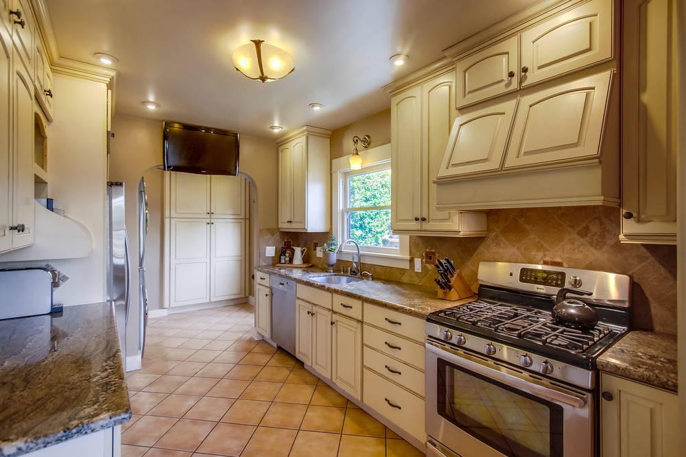 Virtual tour photo 26 of 64 for 4574 Marlborough Dr